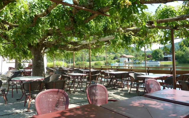 Hotel Restaurant Les Cygnes