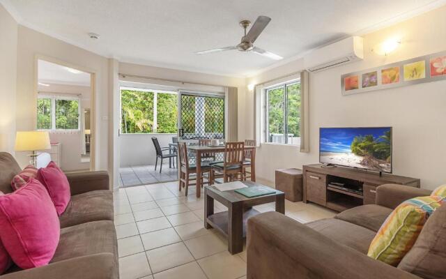 Port Douglas Outrigger Holiday Apartments