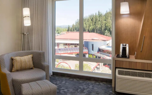 Courtyard Prince George