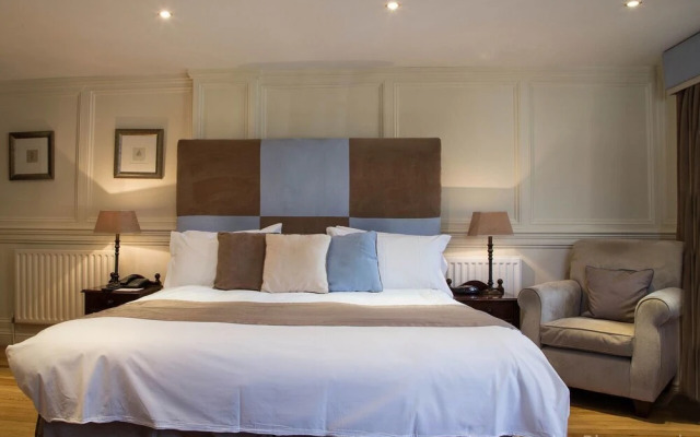 Lord Bute Hotel & Restaurant