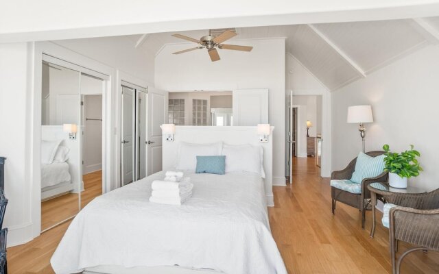 Lavish Two-story Oceanfront Home w/ Huge Deck, Wifi, & Incredible Views