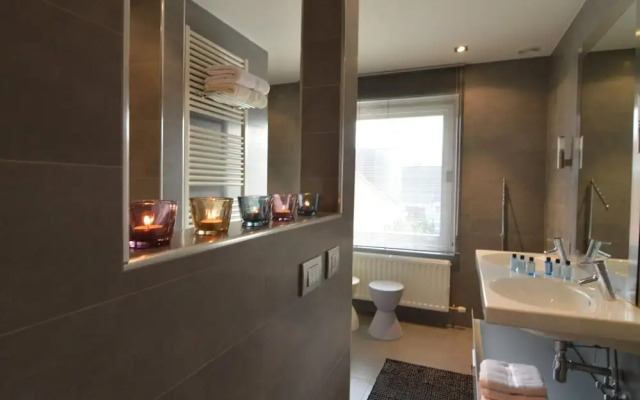 Beautiful Villa for Groups With Swimming Pool, Sauna and Wifi