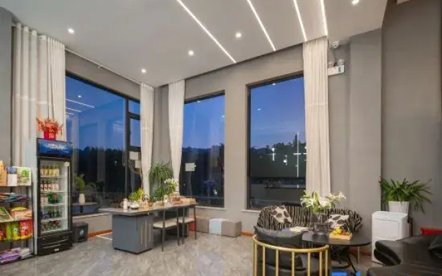 Thousand stars praise homestay