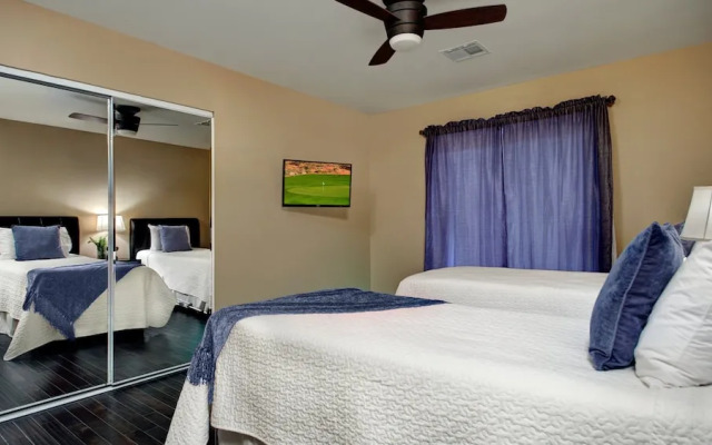 Resort-like w/ Tennis, Bocci, Golf & Games Galore!