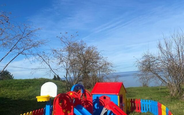 Si̇fla Bungalov & Resturant