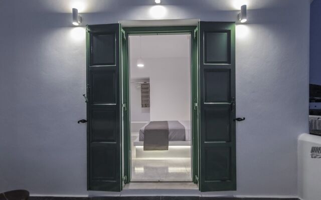 Moraitis - Gaia Lux Inn