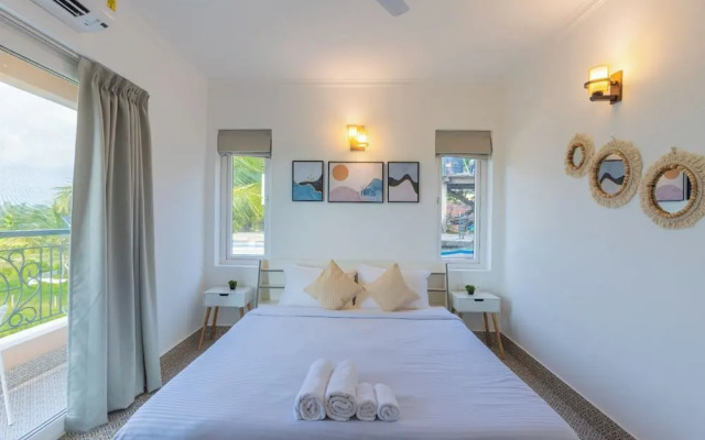 Palm Retreat 1BHK Pool & Field Views