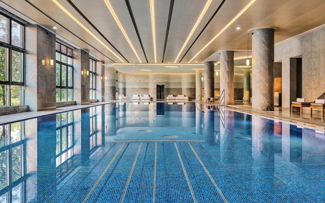 Secan Hotel Qingdao, Curio Collection By Hilton