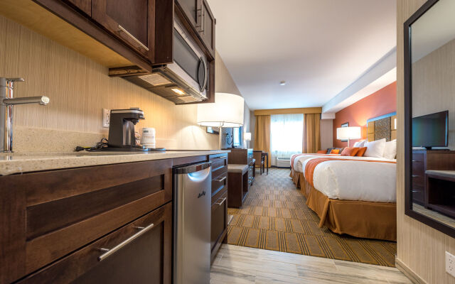 Best Western Plus Chateau Fort St. John