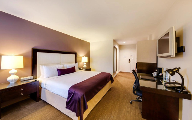 The Andrew Hotel