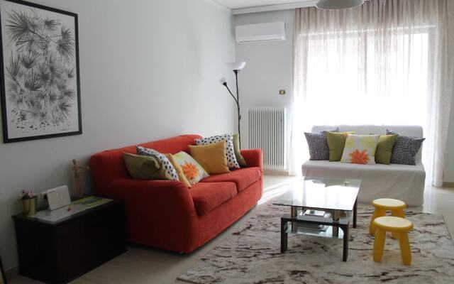 Spacy stay Central Athinian Apartment