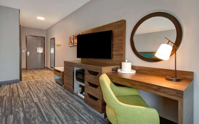 Hampton Inn & Suites Ontario Rancho Cucamonga