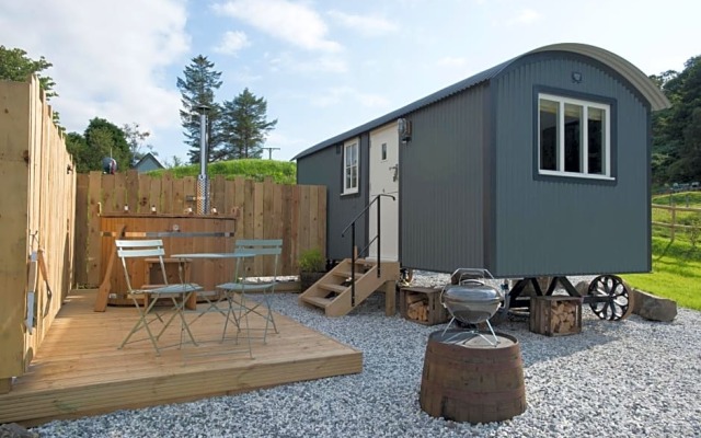 West Coast Hideaways