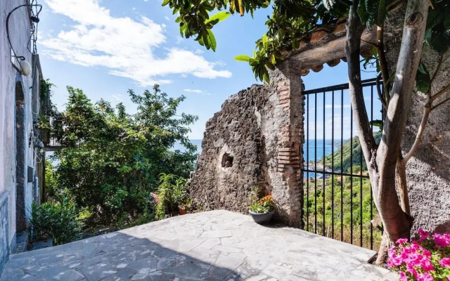 Terra e Mare Apartment by Wonderful Italy