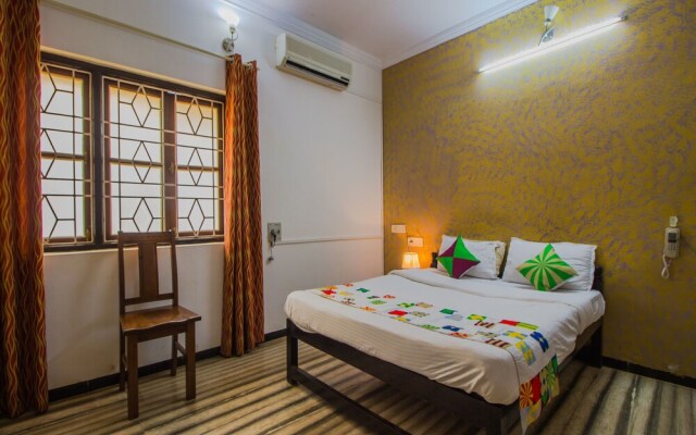 Oyo 13064 Home Luxury with Pool Studio Siolim