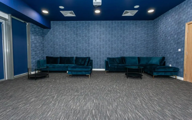 X1 Media City Trendy Pad