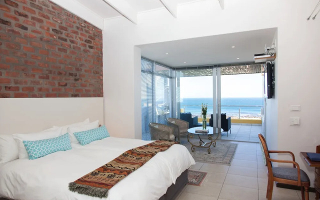 Crayfish Lodge Sea & Country Guest House