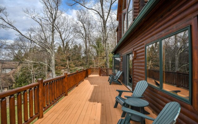 Pinnacle Retreat 5 Bedroom House