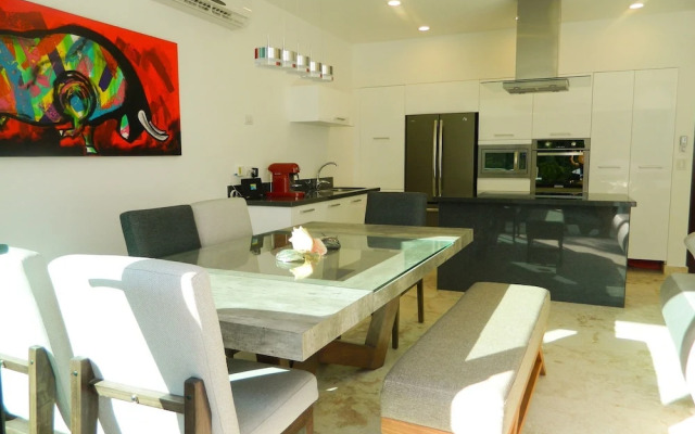 Luxury Townhouse Private Pool and Golf