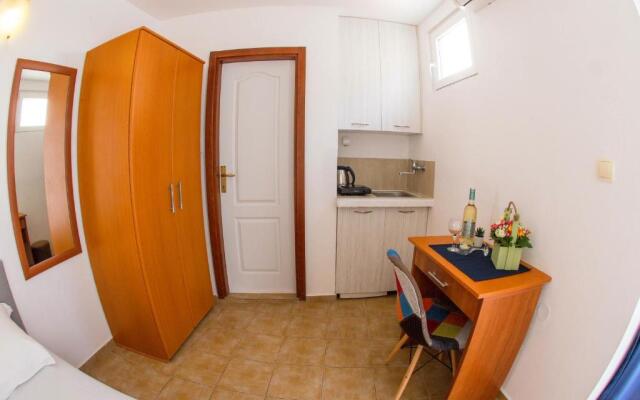 Fisherman House Apartments