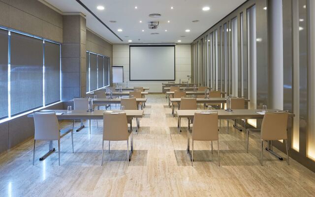 NH Sevilla Plaza de Armas