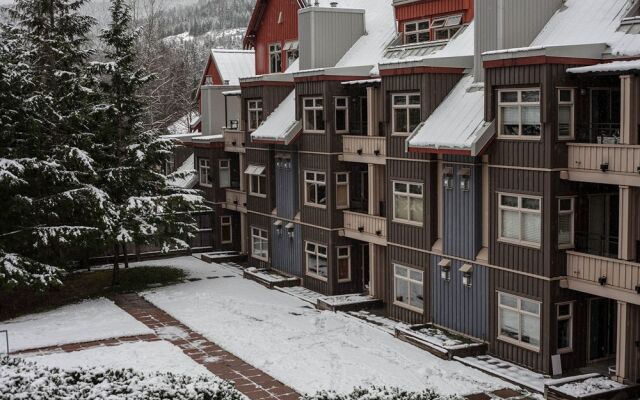 Lake Placid Lodge by Whiski Jack