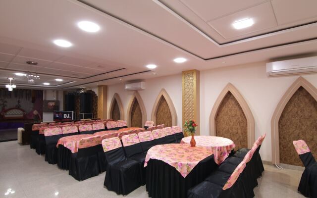 Fabhotel Prime Taj Castle
