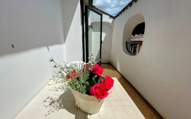 Central Spoleto Apartment With Large Sunny Terrace With Views