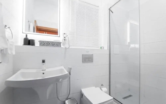 Premium Luxury Apartment by Smart Home