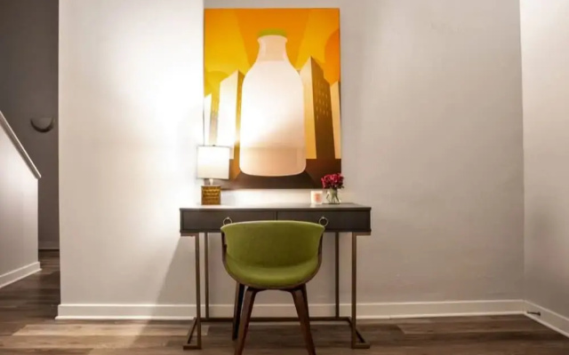 TWO Bold 2BR 2BA Apartments by CozySuites