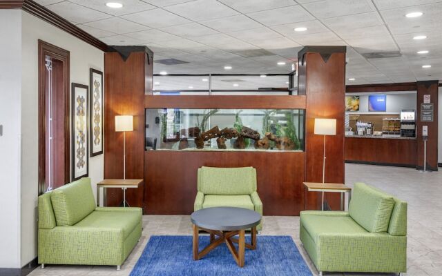 Comfort Inn Paramus - Hackensack