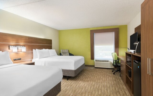 Holiday Inn Express And Suites Bentonville