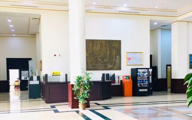 Чарлак Отель