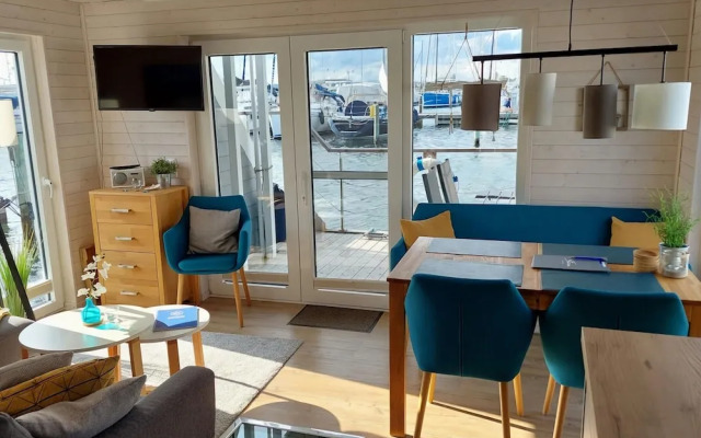 Houseboat Hecht in Egernsund at the Marina Minde