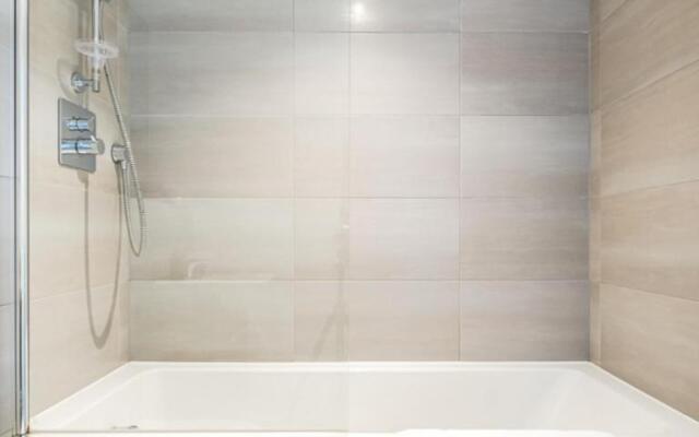 Pluxa Rose Quartz Luxury Stay