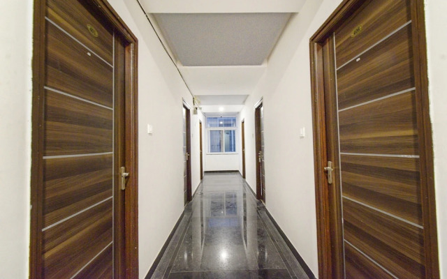 Fabhotel The Botanica