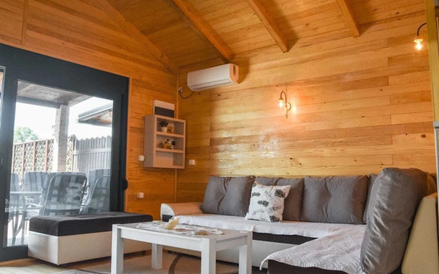 Semi House Ada Bojana