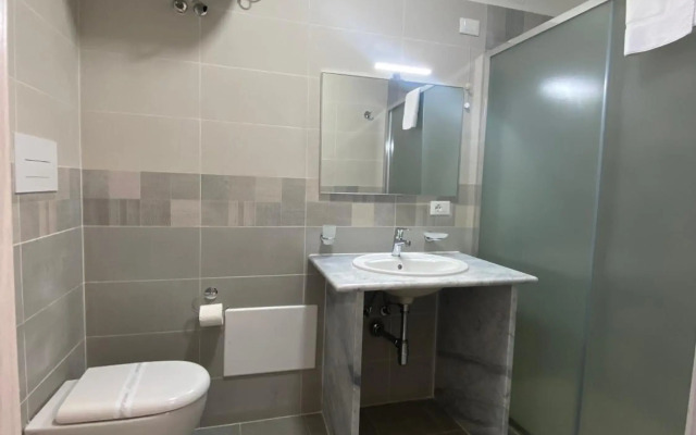 38 Aira Hotels
