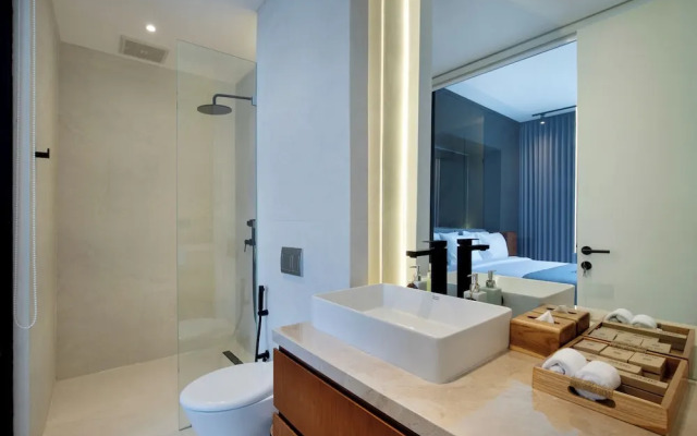 The Oasis II Townhouses by BREIG