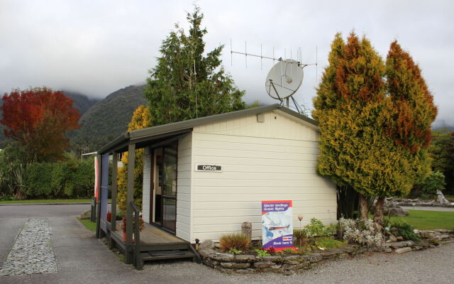 Lake Matheson Motel