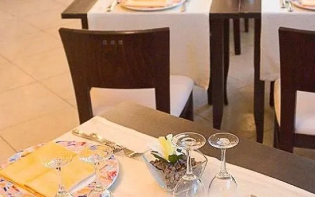 Recina Hotel