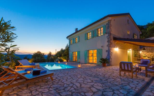 Tribalj in Tribalj with 3 bedrooms and 3 bathrooms