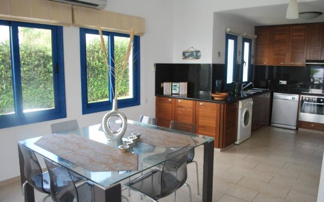 "sea Front Villa, Heated Private Pool, Amazing Location Paphos 323"