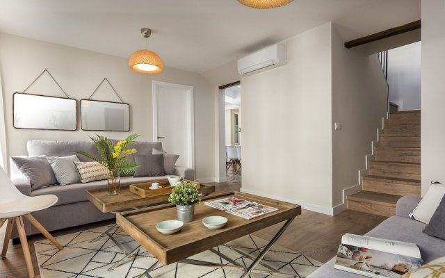 Large Designer Apartment For 8 People In The Historic Center Of Malaga. Picasso Iii