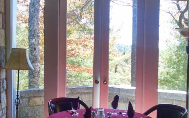 The Skyline Lodge