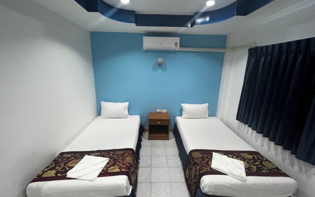 Heaven House Restro & Bar