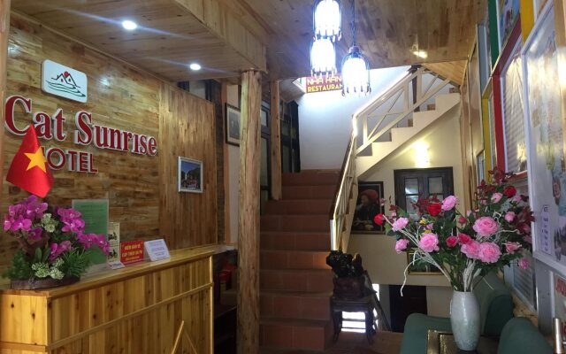 Cat Cat Sunrise Hotel