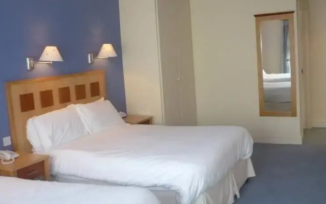 The Harbour View Hotel