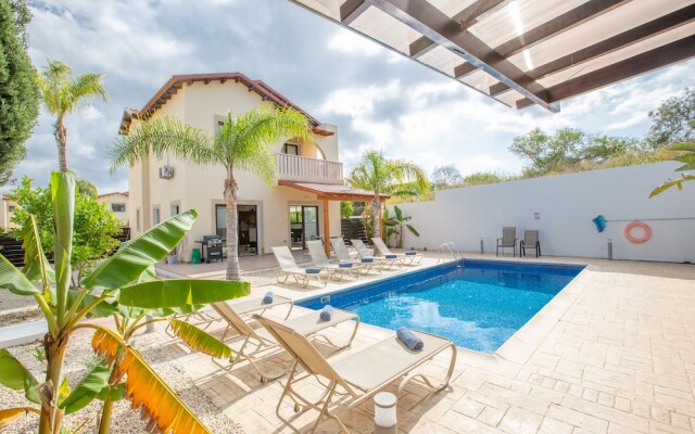 Protaras Holiday Villa Av6
