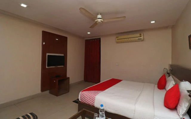Hotel Alankar Greens by OYO Rooms